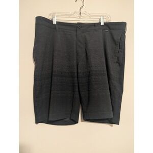 Travis Mathew Golf Shorts Men's 38 X 10 Black Gray Graduated Performance Gym